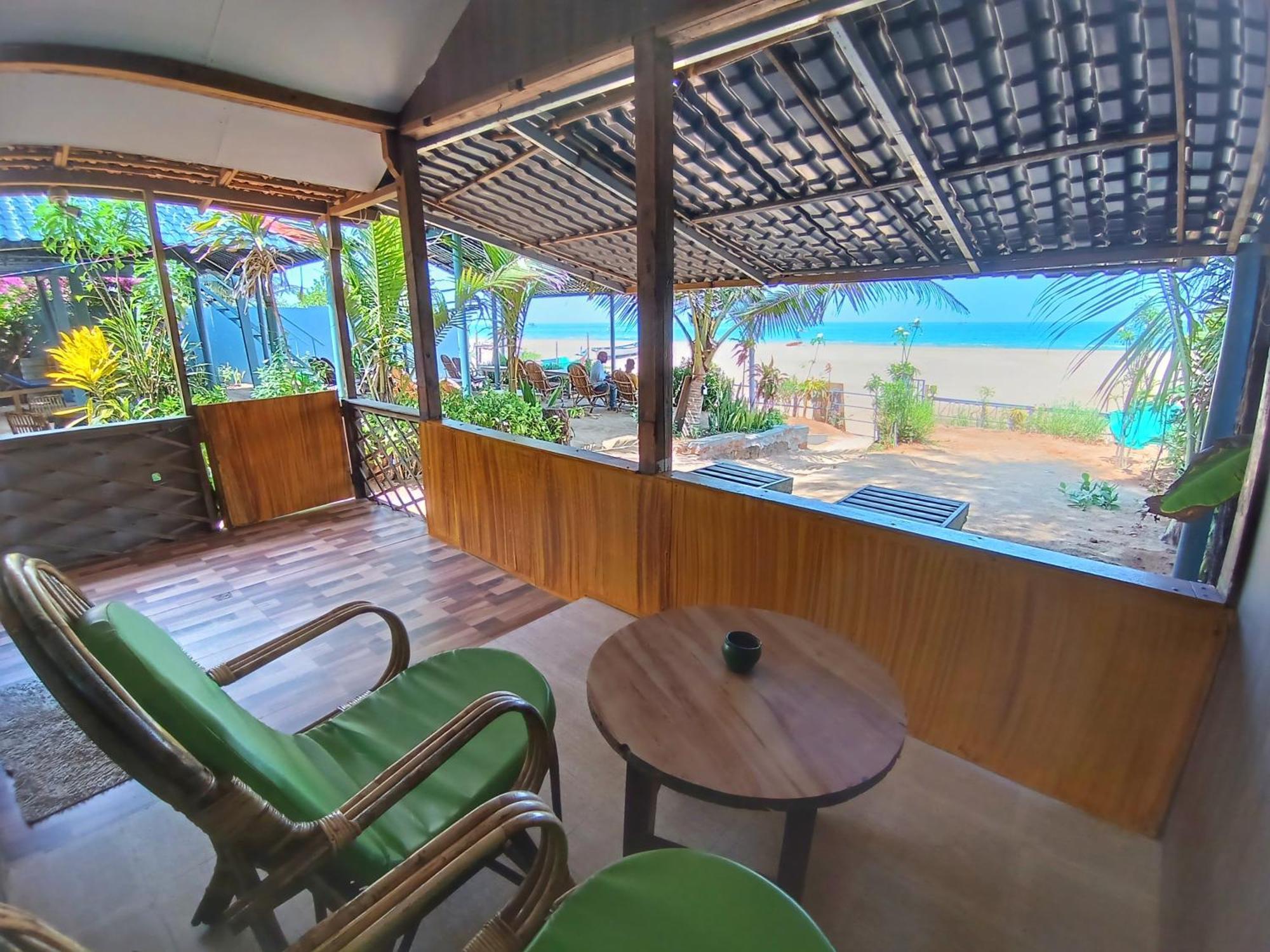 Monsoon Agonda Exterior foto
